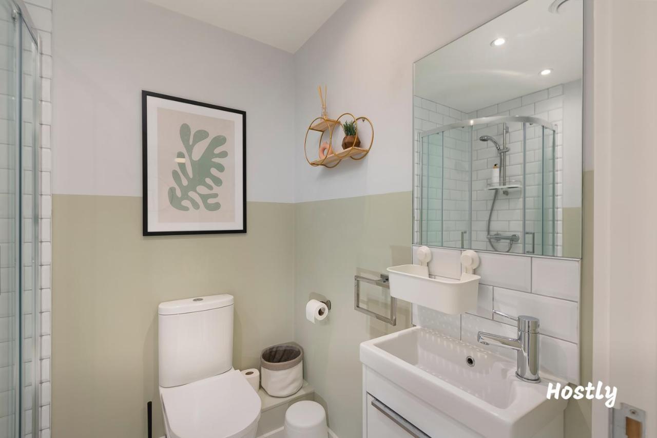 Wesley Gate Apartments - By Hostly Reading Bagian luar foto