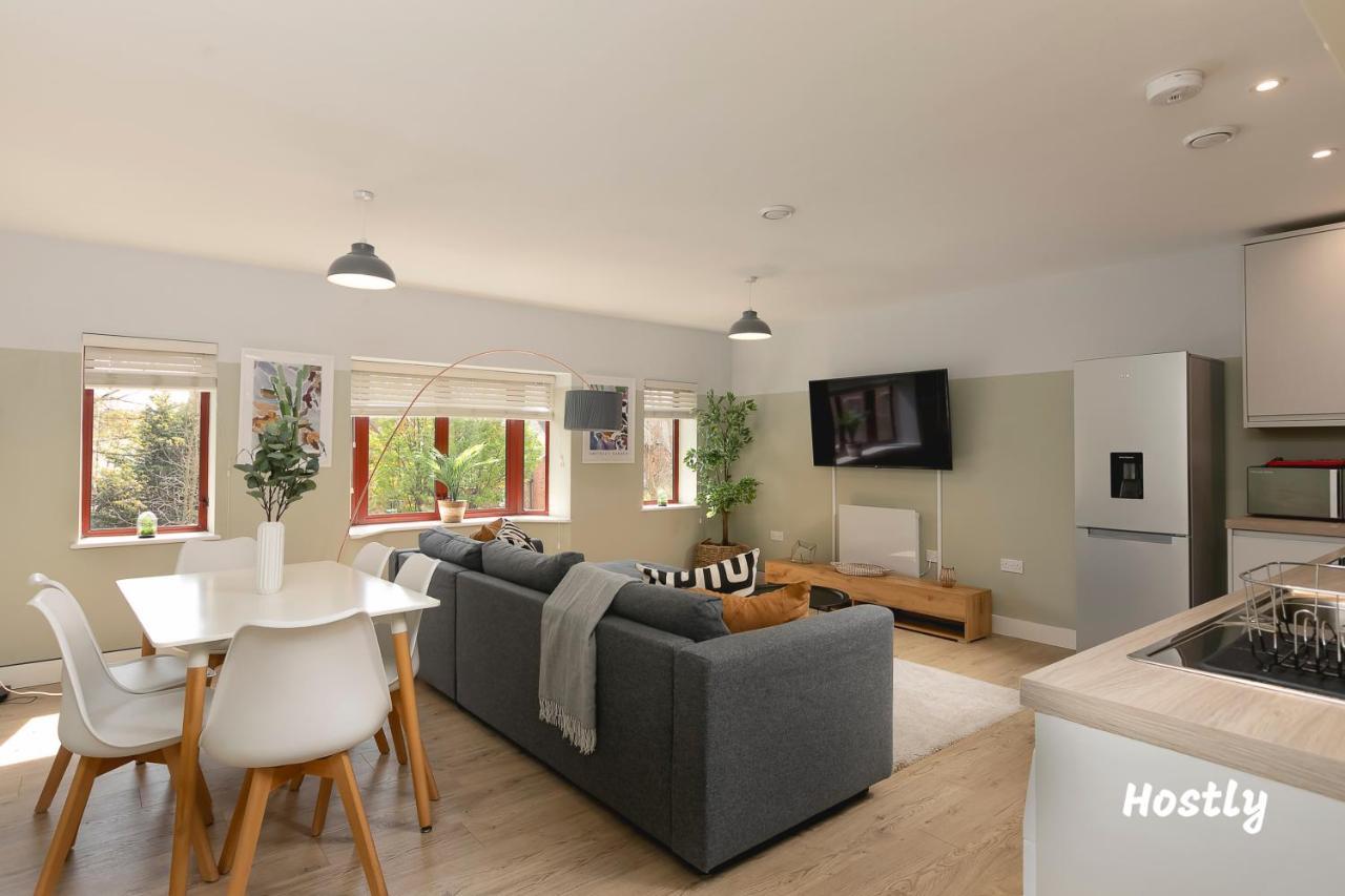 Wesley Gate Apartments - By Hostly Reading Bagian luar foto