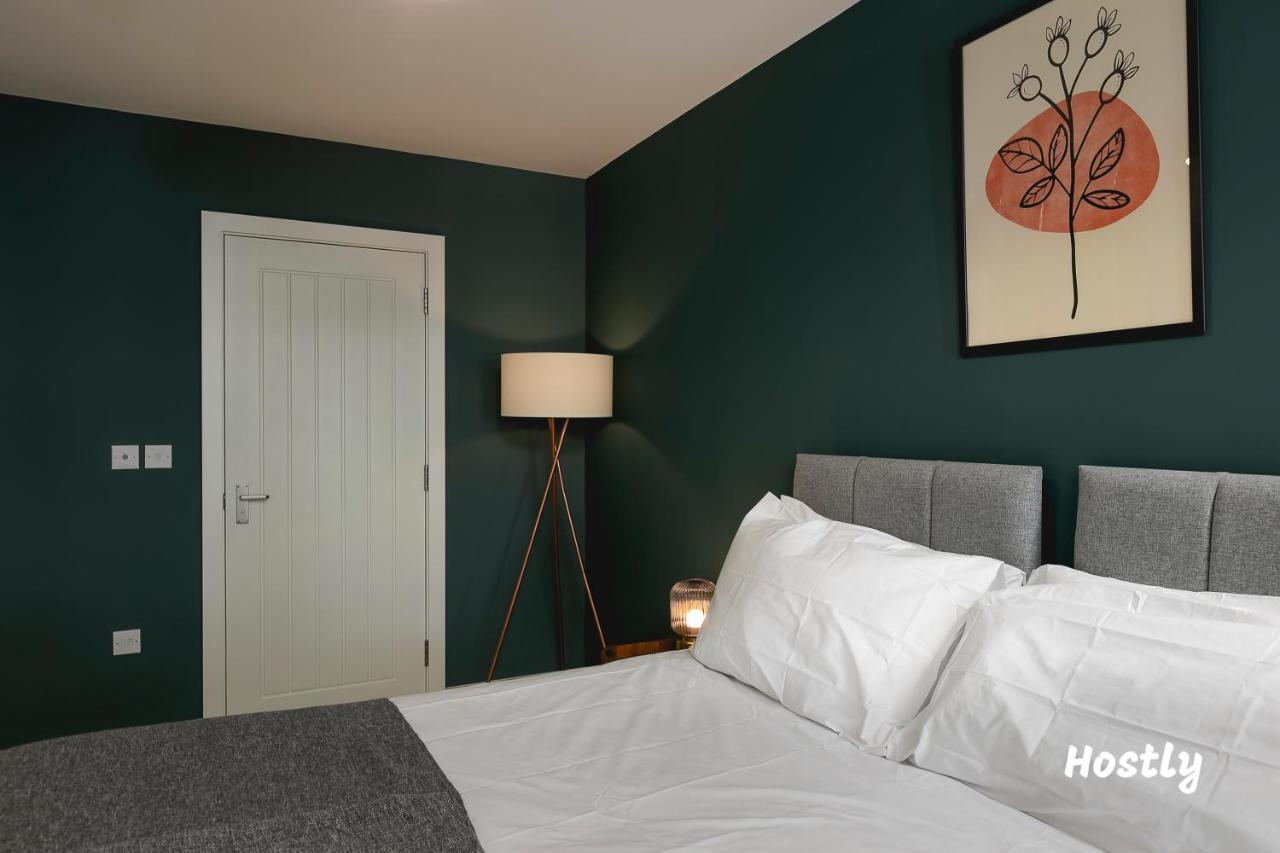 Wesley Gate Apartments - By Hostly Reading Bagian luar foto