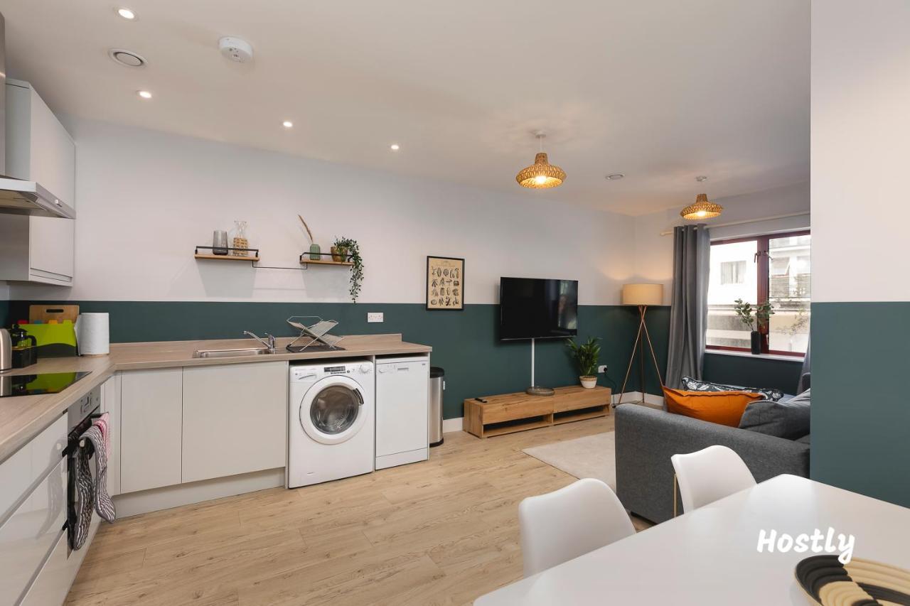 Wesley Gate Apartments - By Hostly Reading Bagian luar foto