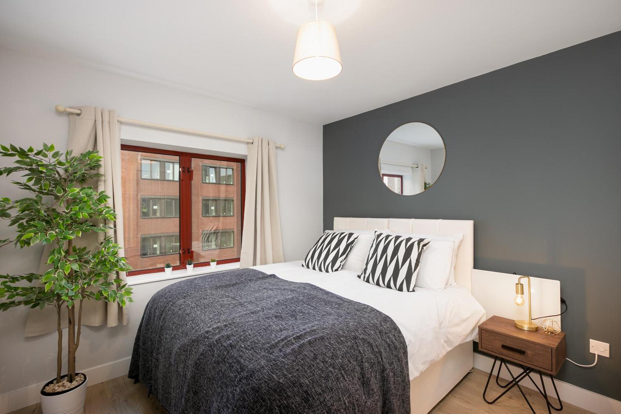 Wesley Gate Apartments - By Hostly Reading Bagian luar foto