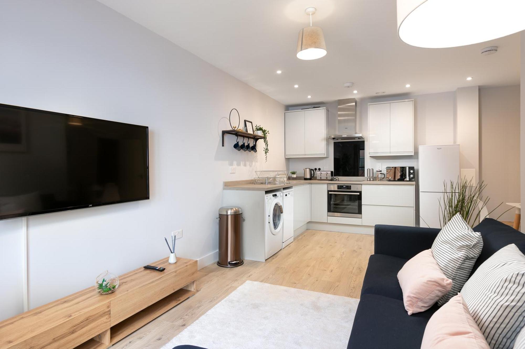 Wesley Gate Apartments - By Hostly Reading Bagian luar foto