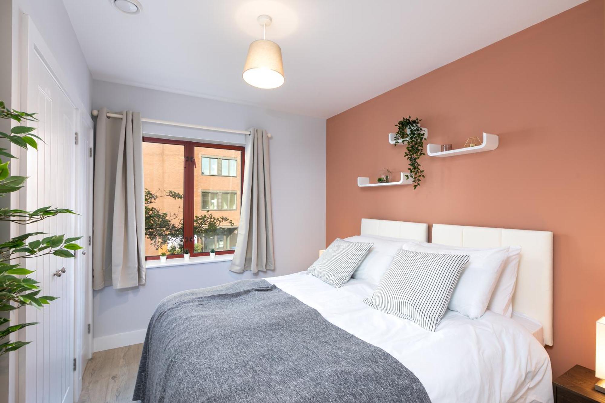 Wesley Gate Apartments - By Hostly Reading Bagian luar foto
